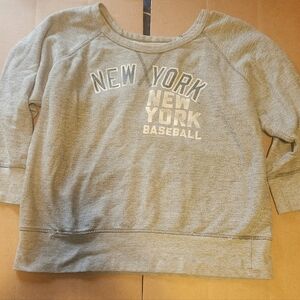 Womens New York Yankees Creneck Size XL #96